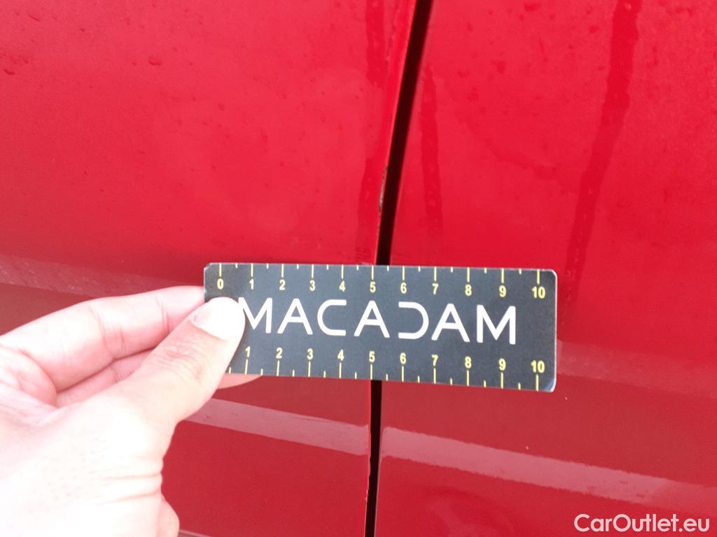  Mercedes  GLA MERCEDES-BENZ Clase  / 2017 / 5P / todoterreno  200 d #15