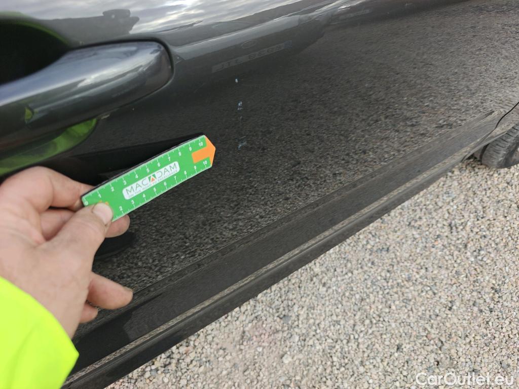  Volvo  XC60 VOLVO  / 2017 / 5P / todoterreno 2.0 T6 AWD Recharge R-Design Auto #9