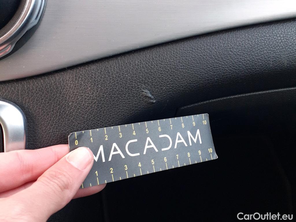  Mercedes  GLA MERCEDES-BENZ Clase  / 2017 / 5P / todoterreno  200 d #19