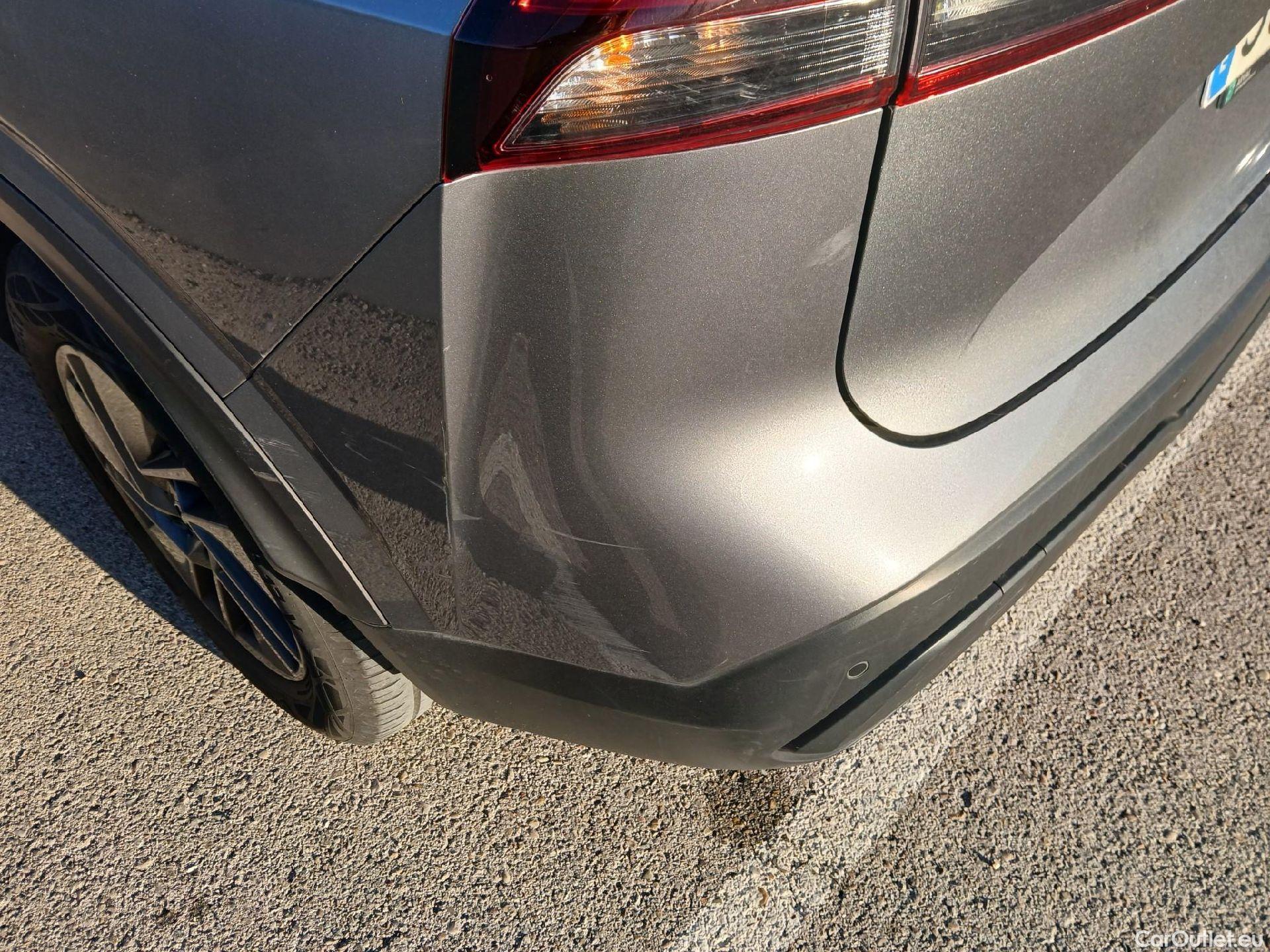  Nissan  Qashqai NISSAN  / 2021 / 5P / todoterreno DIG-T 116kW (158CV) mHEV Xtronic Acenta (AC4) #15