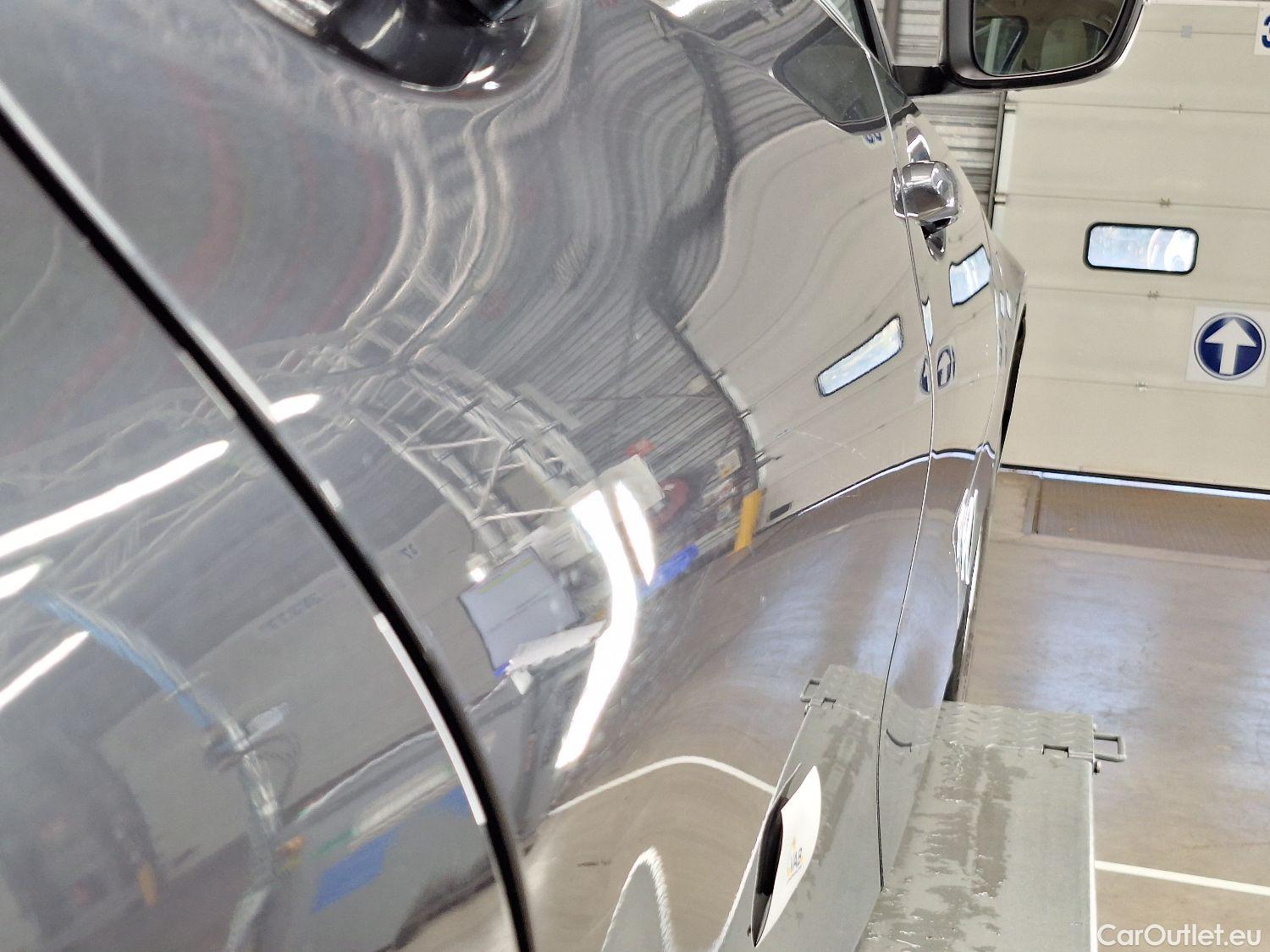  Bmw  Serie 3 BMW, 3-serie '18, BMW 3 Reeks Berline 318iA (115 kW) 4d #20