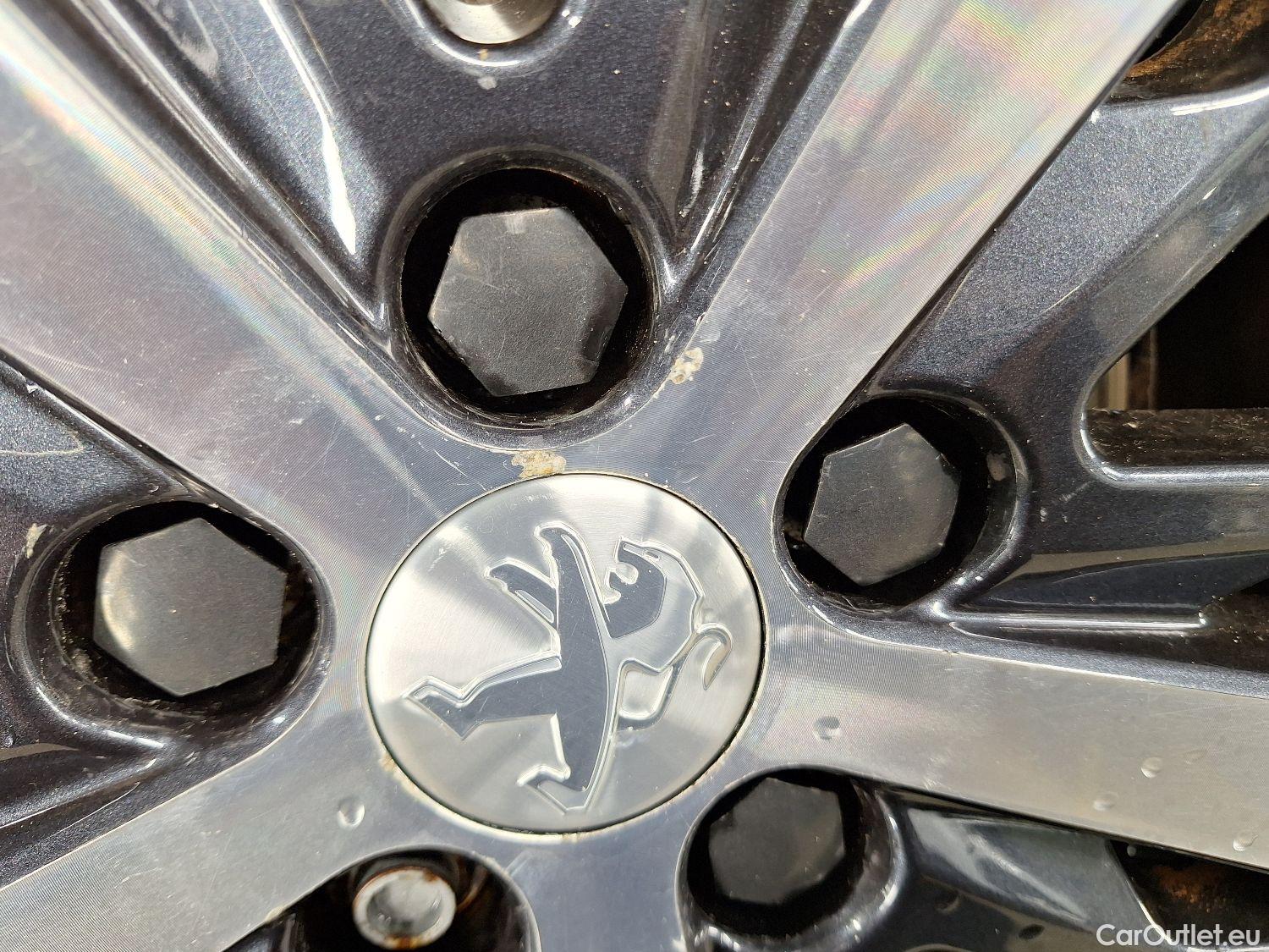  Peugeot  5008 Peugeot,  FL'20, Peugeot  2.0 BlueHDi 132kW S&S EAT8 Allure Pac #6