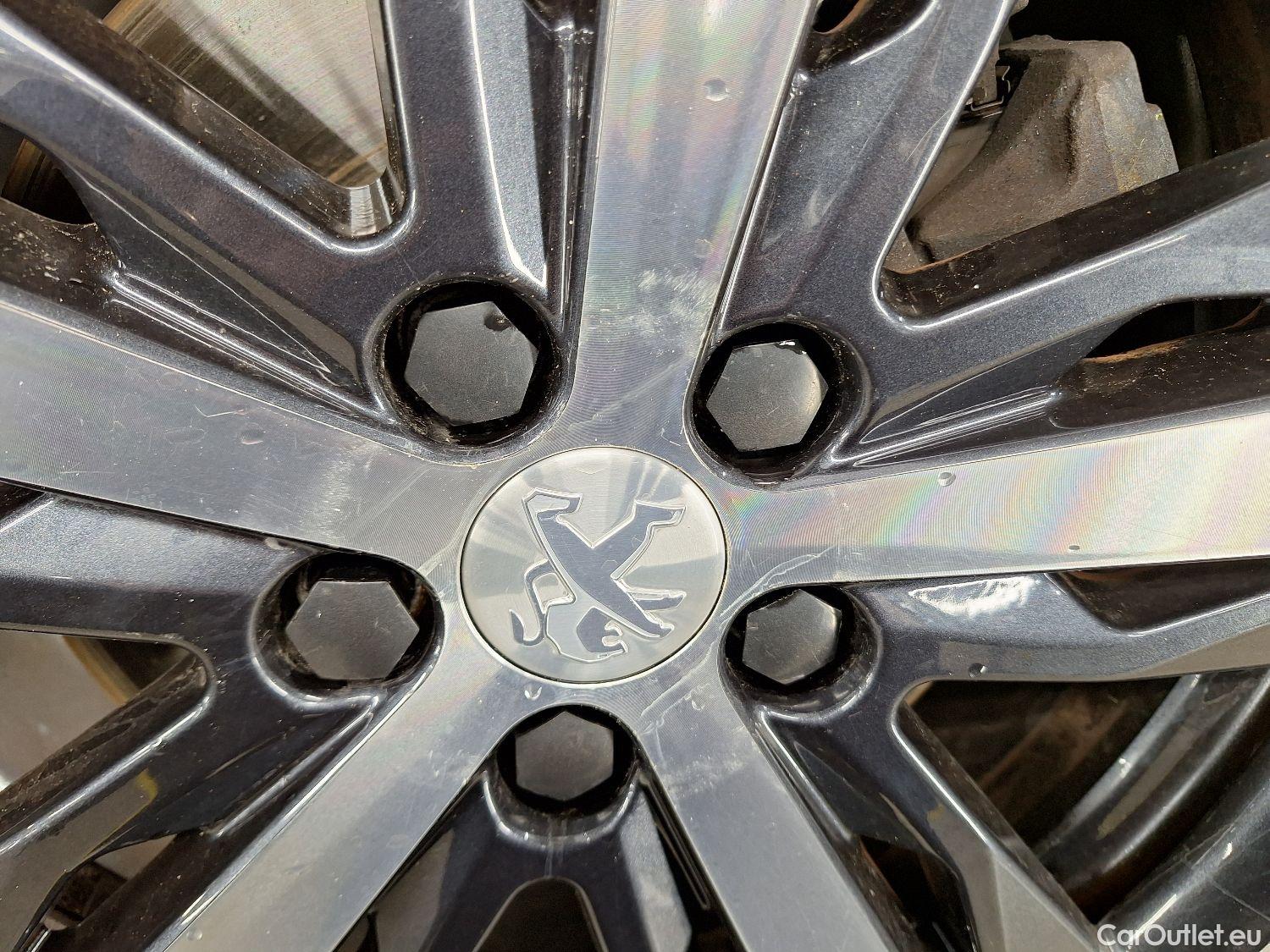  Peugeot  5008 Peugeot,  FL'20, Peugeot  2.0 BlueHDi 132kW S&S EAT8 Allure Pac #9