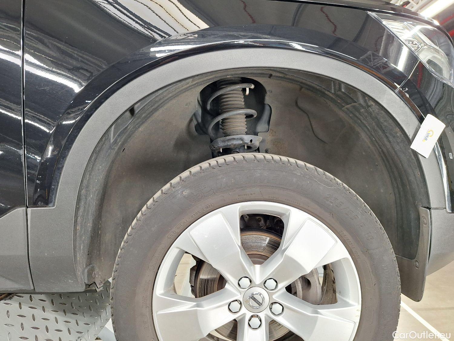  Volvo  XC 40 Volvo, XC40 '17, Volvo XC40 T3 Geartronic Momentum Pro 5d #3