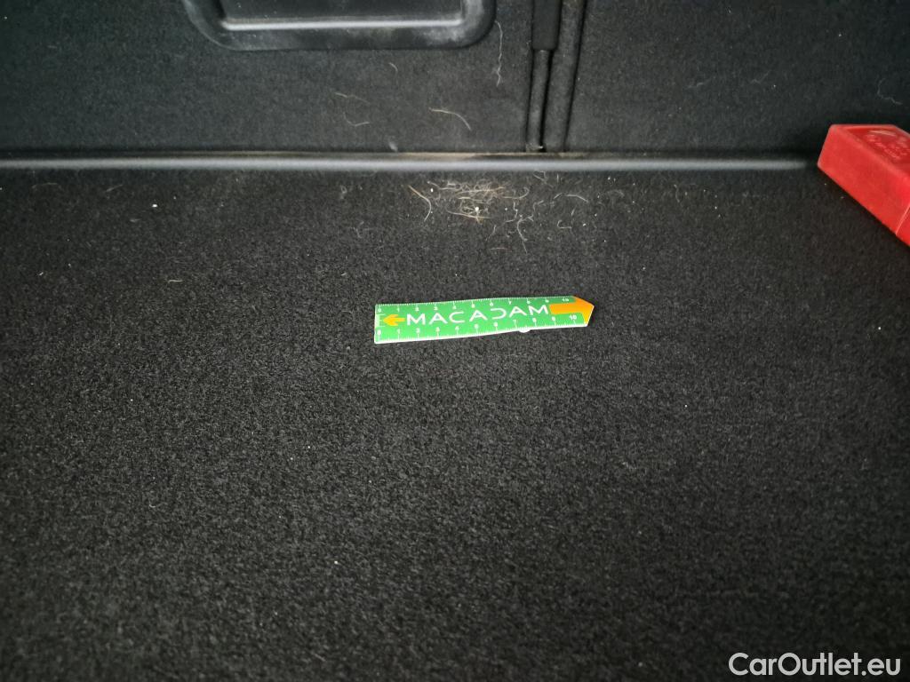  Peugeot  3008  Active Business 1.5 HDi 130CV BVA8 E6d #15