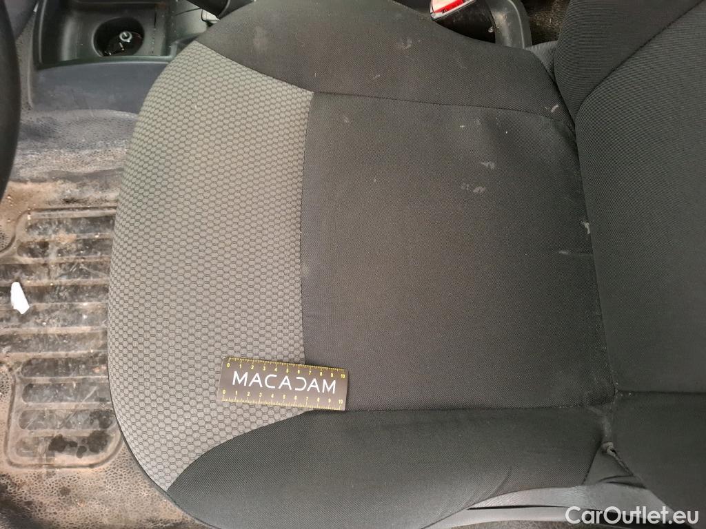  Renault  Kangoo  II Express Confort (L1) 1.5 dCi 80CV BVM6 E6dT #30