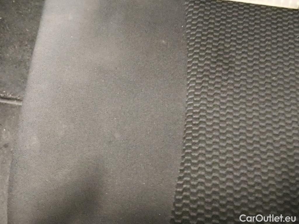  Nissan  Qashqai NISSAN  / 2017 / 5P / Crossover 1.5 DCI 115 Business Edition #26