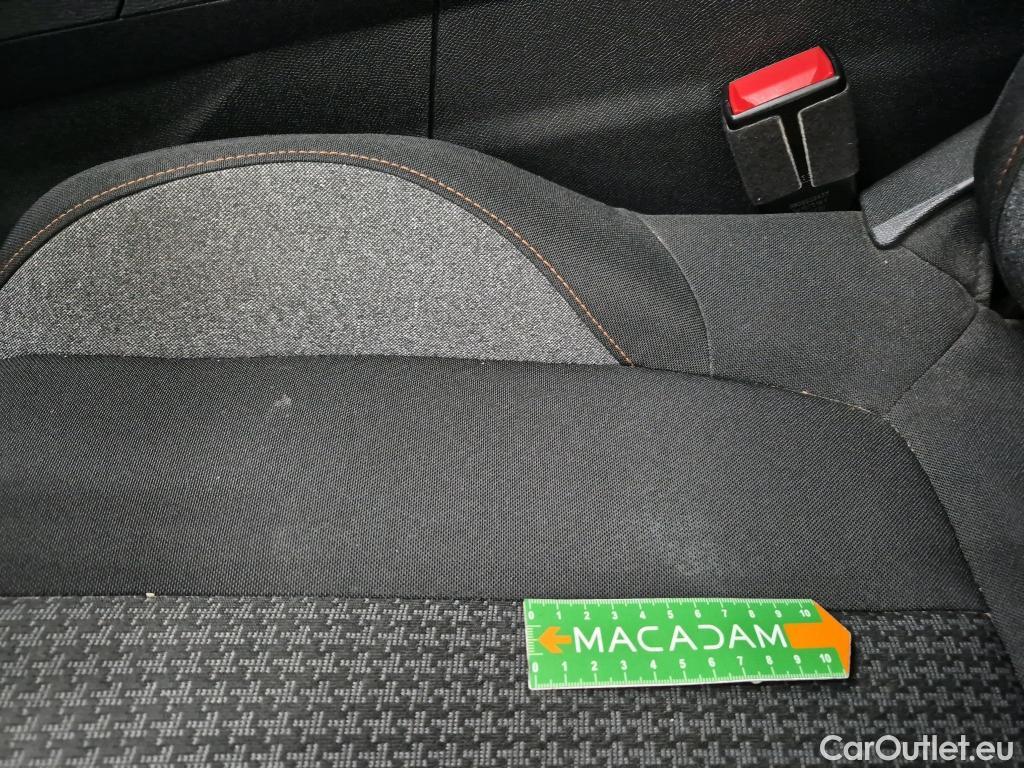  Peugeot  3008  Active Business 1.5 HDi 130CV BVA8 E6d #23