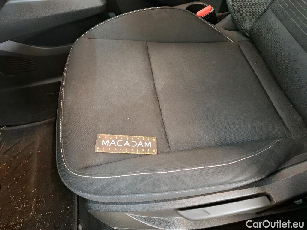  Renault  Captur  II Business 1.5 dCi 95CV BVM6 E6dT #19