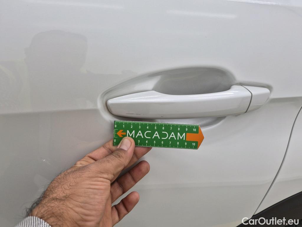  Peugeot  3008  Active Business 1.5 HDi 130CV BVA8 E6d #40