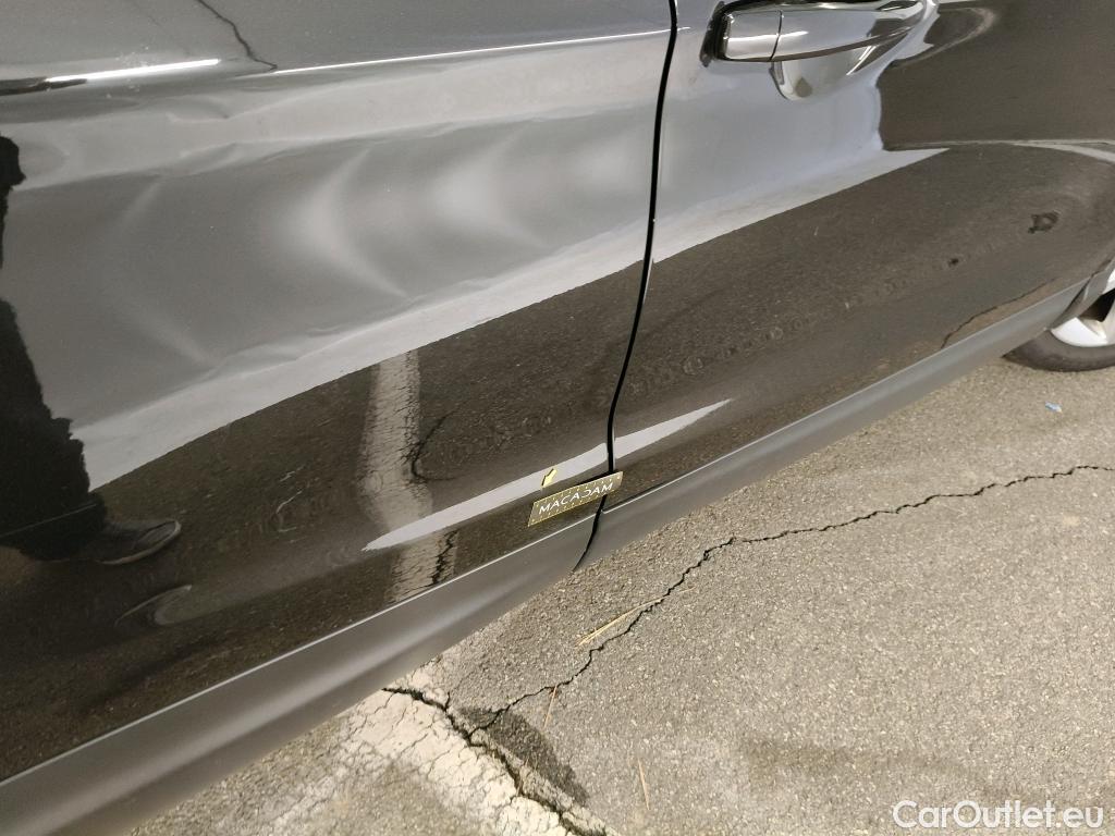  Nissan  Qashqai NISSAN  / 2017 / 5P / Crossover 1.5 DCI 115 Business Edition #48