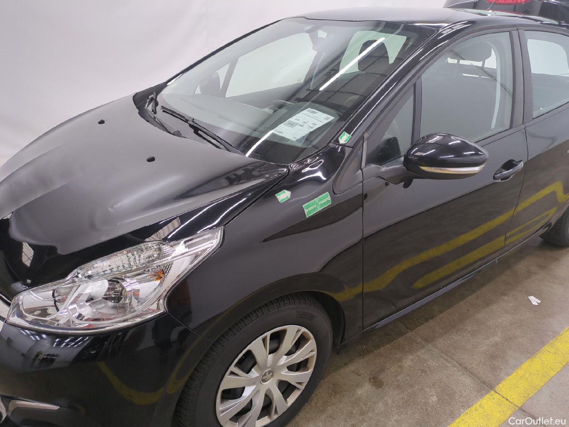  Peugeot  208  Affaire Premium Pack 1.6 HDi 75CV BVM5 E6 #3