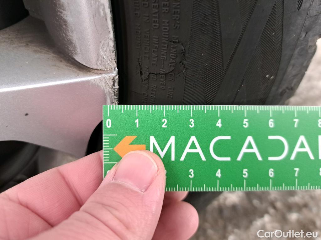  Renault  Clio  IV Business 0.9 TCe 90CV BVM5 E6 #14