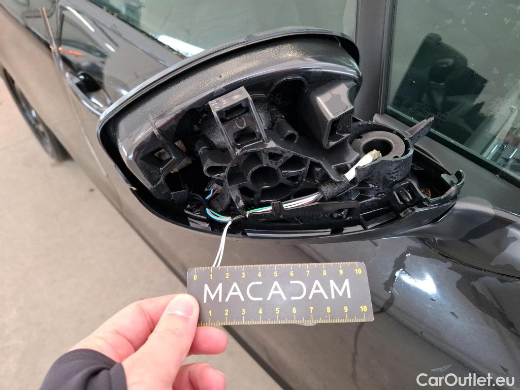  Peugeot  208  Affaire Premium Pack 1.6 HDi 75CV BVM5 E6 #13