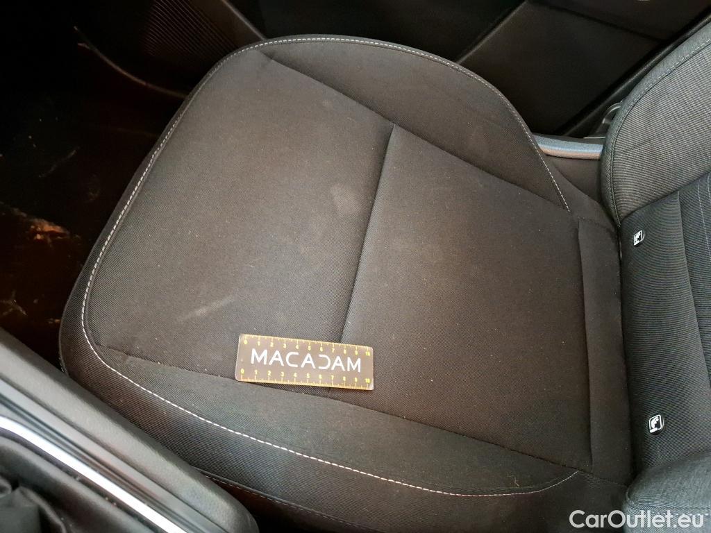  Renault  Captur  II Business 1.5 dCi 95CV BVM6 E6dT #18