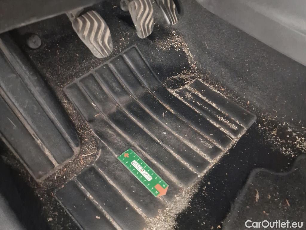  Renault  Clio  V Société Air Nav 1.5 dCi 85CV BVM6 E6dT #17