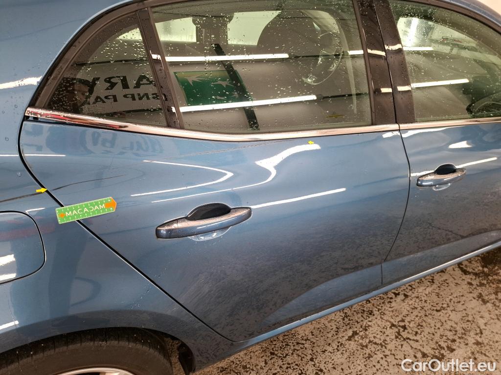  Renault  Megane RENAULT Mégane Berline / 2015 / 5P / Berline Business Blue dCi 115 #19