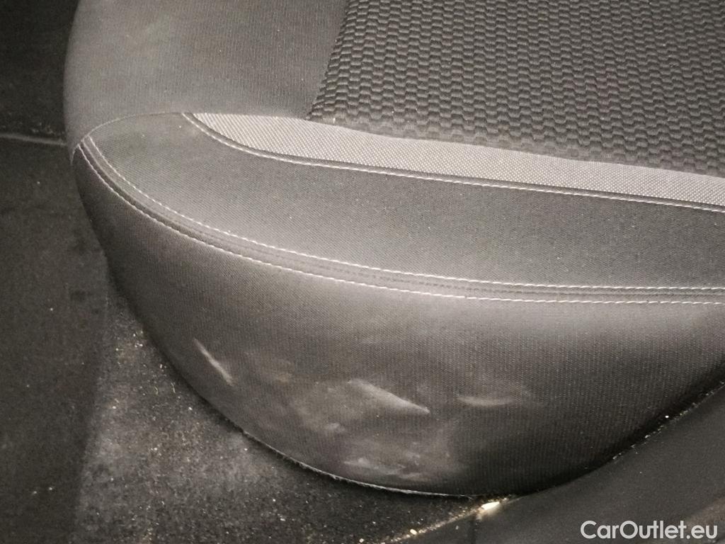  Nissan  Qashqai NISSAN  / 2017 / 5P / Crossover 1.5 DCI 115 Business Edition #25