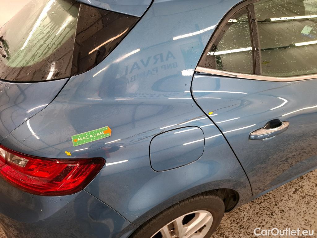  Renault  Megane RENAULT Mégane Berline / 2015 / 5P / Berline Business Blue dCi 115 #17