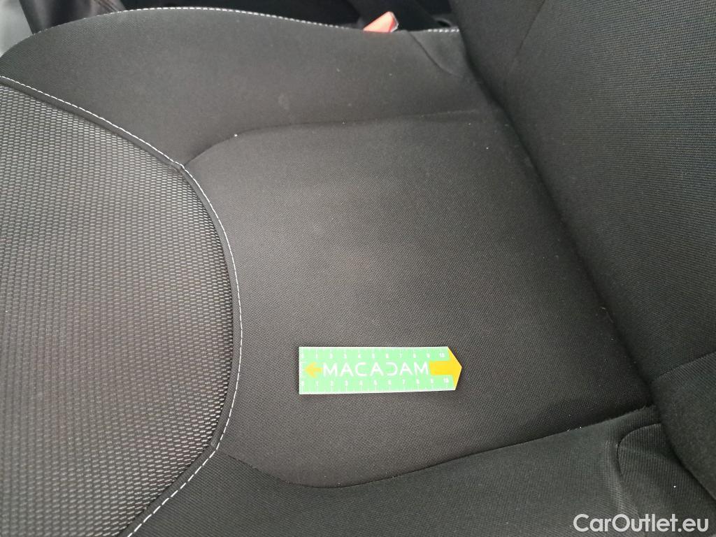  Renault  Clio  IV Business 0.9 TCe 90CV BVM5 E6 #21