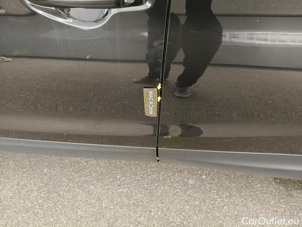  Nissan  Qashqai NISSAN  / 2017 / 5P / Crossover 1.5 DCI 115 Business Edition #36