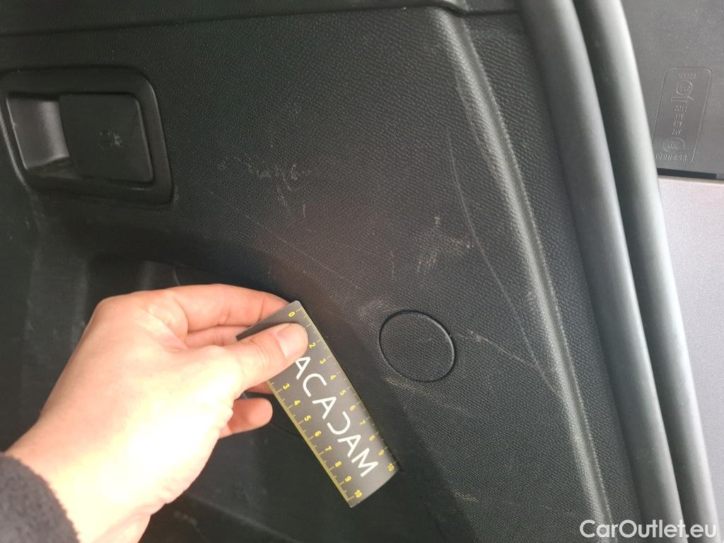  Peugeot  3008  Allure Pack 1.5 HDi 130CV BVA8 E6d #24