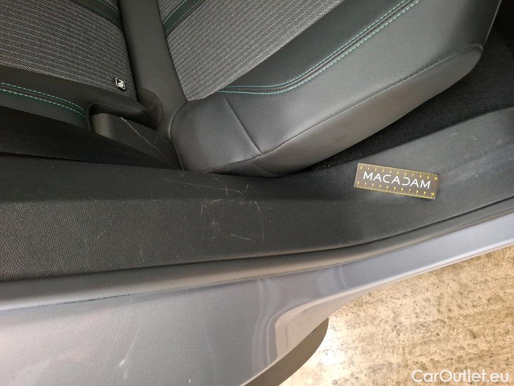  Peugeot  3008  Allure Pack 1.5 HDi 130CV BVA8 E6d #11