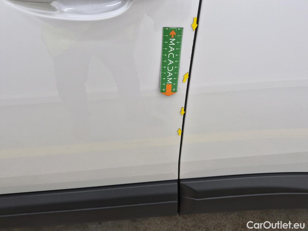  Peugeot  3008  Active Business 1.5 HDi 130CV BVA8 E6d #50