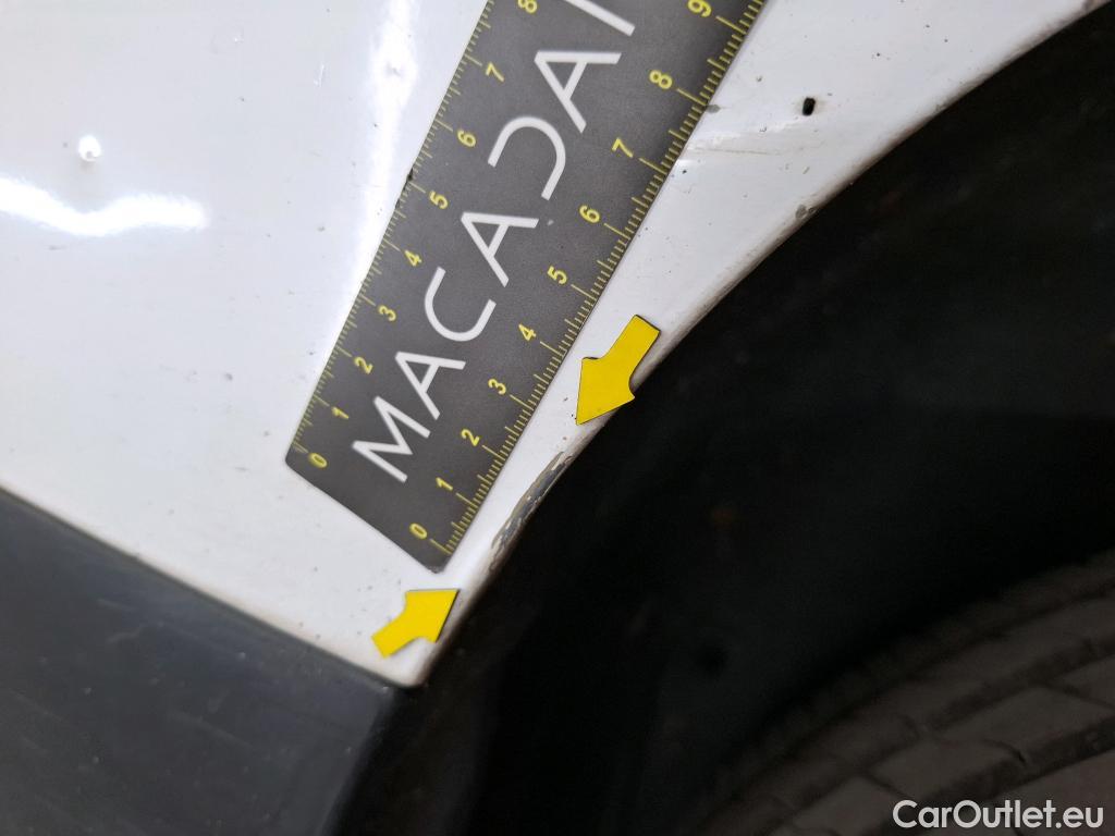  Peugeot  Partner PEUGEOT  VU 4p Fourgonnette BLUEHDI 75 STANDARD 650KG PREMIUM #19