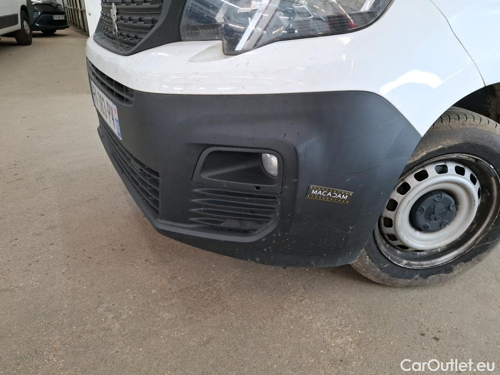  Peugeot  Partner PEUGEOT  VU 4p Fourgonnette BLUEHDI 75 STANDARD 650KG PREMIUM #34