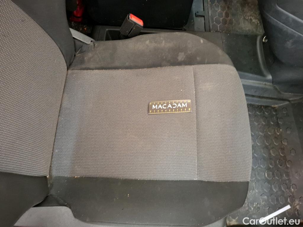  Peugeot  Partner PEUGEOT  VU 4p Fourgonnette BLUEHDI 75 STANDARD 650KG PREMIUM #30