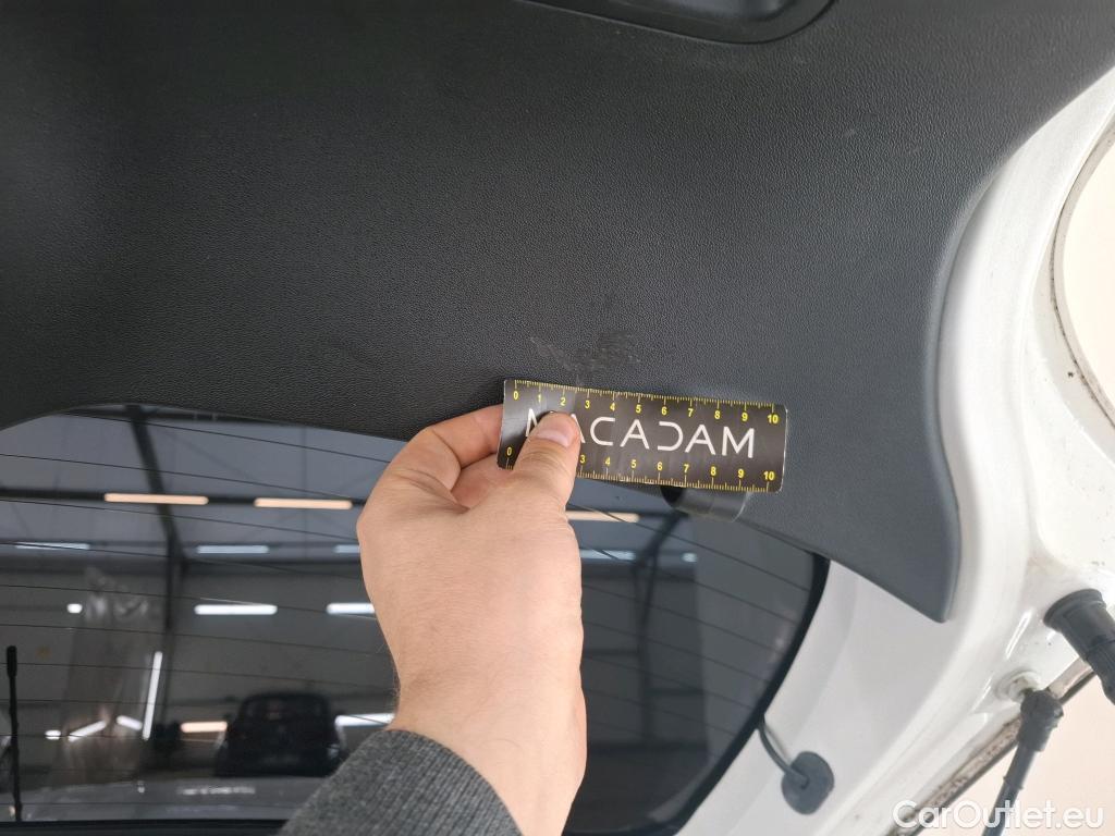  Citroen  C3  Société Feel Nav 1.5 BlueHDI 100CV BVM5 E6dT #32