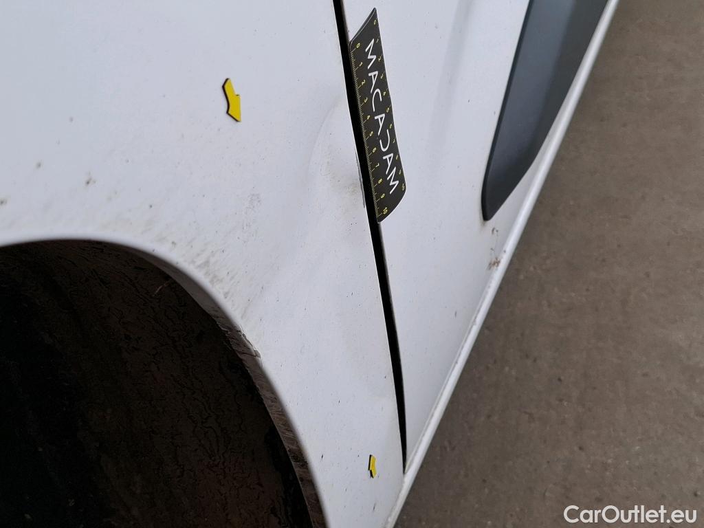  Peugeot  Partner PEUGEOT  VU 4p Fourgonnette BLUEHDI 75 STANDARD 650KG PREMIUM #2