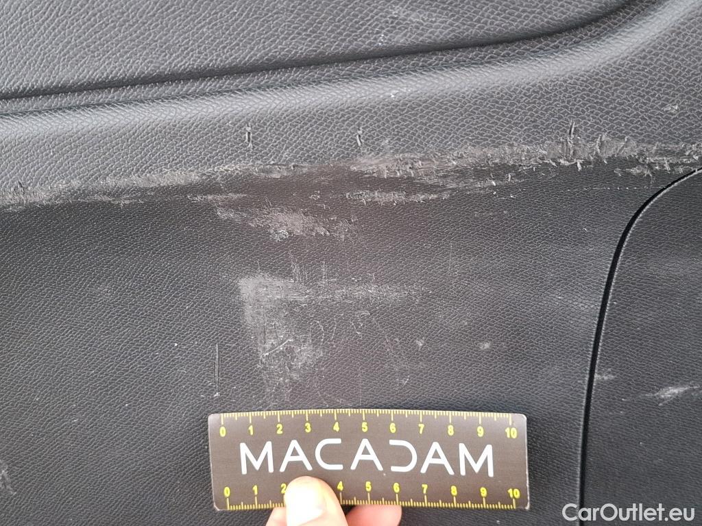  Peugeot  308  Allure Pack 1.2 PureTech 130CV BVM6 E6d #31