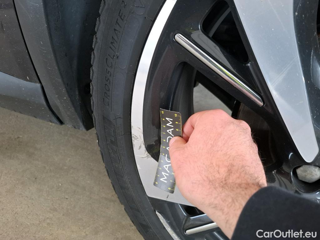  DS  DS7 DS DS 7 Crossback 5p SUV BlueHDi 180 Automatique Grand Chic #23