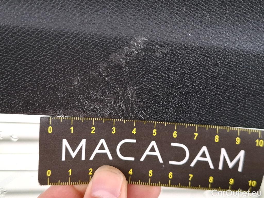  Peugeot  308  Allure Pack 1.2 PureTech 130CV BVM6 E6d #32