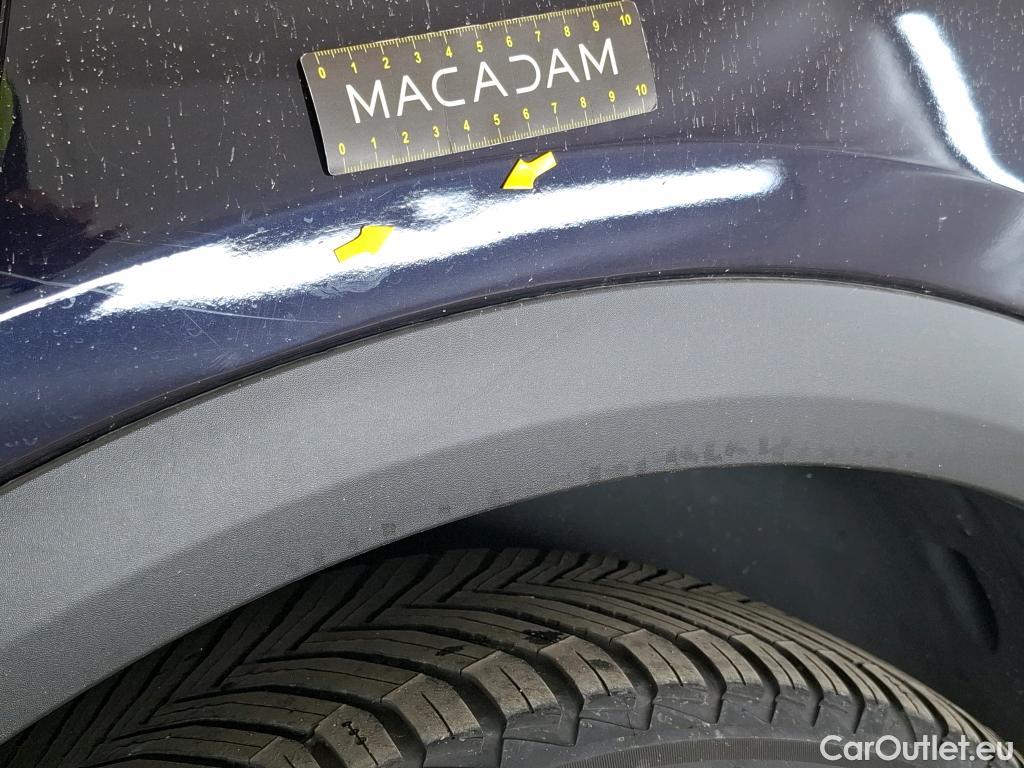  DS  DS7 DS DS 7 Crossback 5p SUV BlueHDi 180 Automatique Grand Chic #40