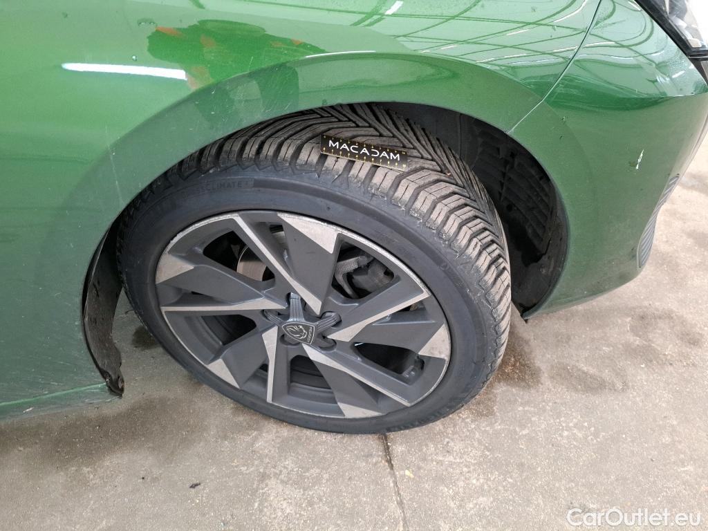  Peugeot  308  Allure Pack 1.2 PureTech 130CV BVM6 E6d #15