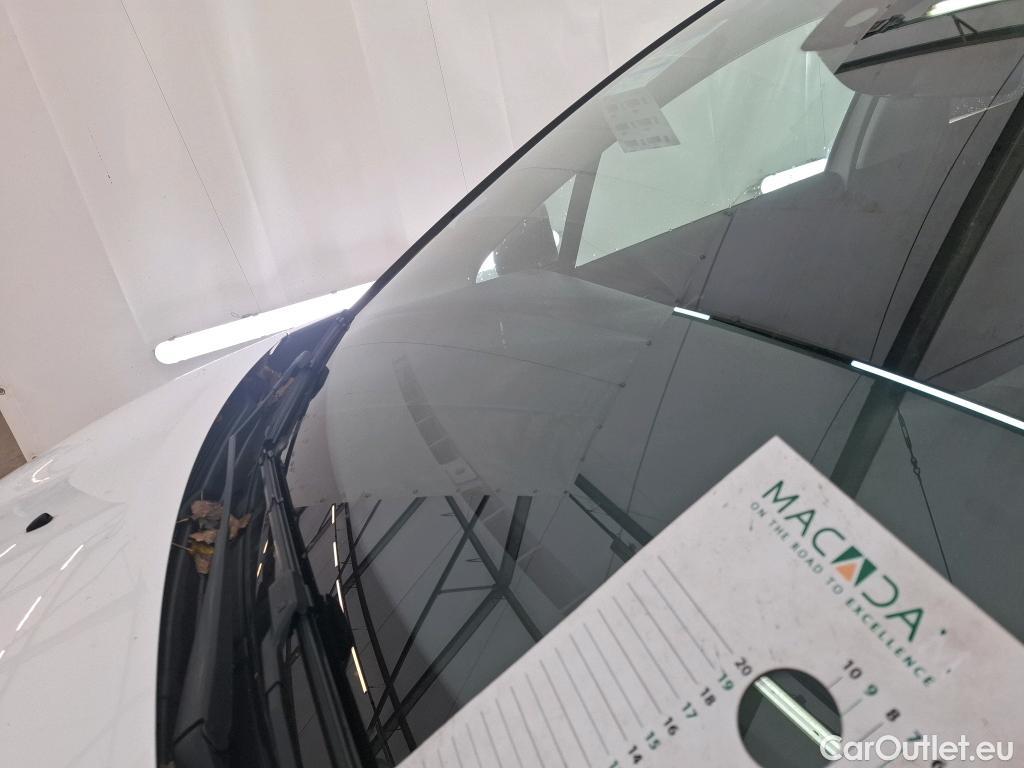  Citroen  C3  Société Feel Nav 1.5 BlueHDI 100CV BVM5 E6dT #40