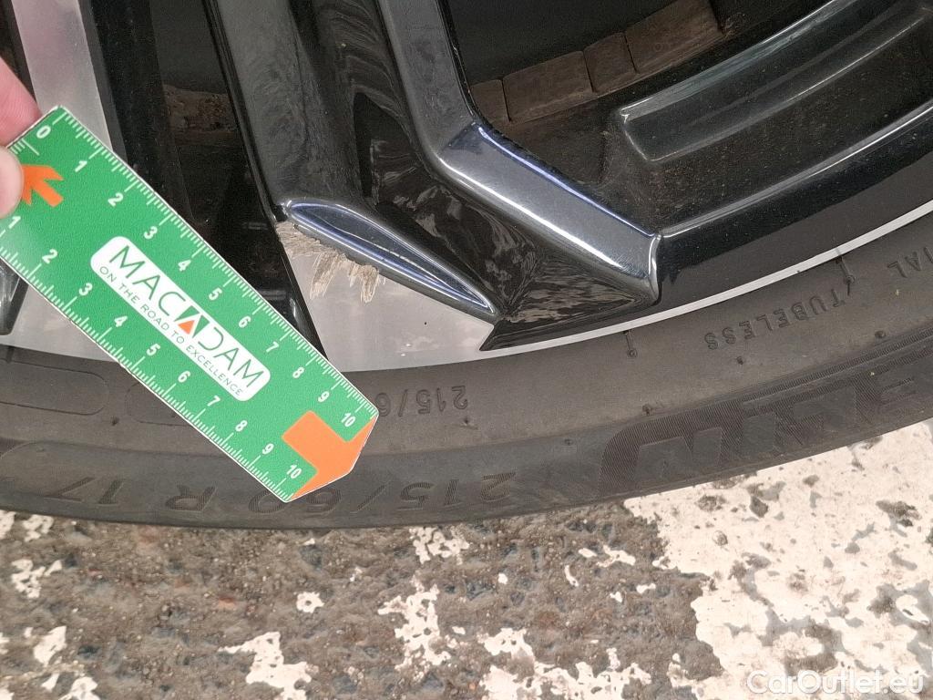  Peugeot  2008  Allure Business 1.2 PureTech 100CV BVM6 E6d #21