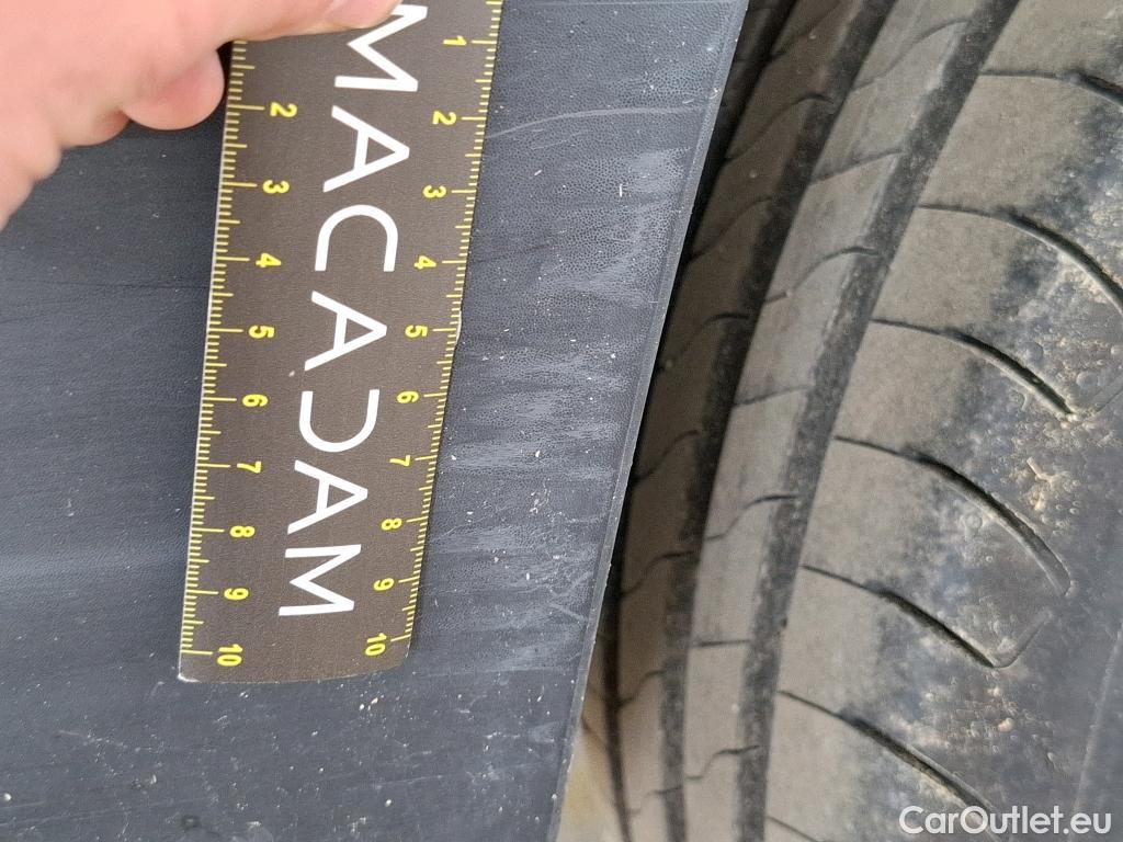  Peugeot  Partner PEUGEOT  VU 4p Fourgonnette BLUEHDI 75 STANDARD 650KG PREMIUM #66