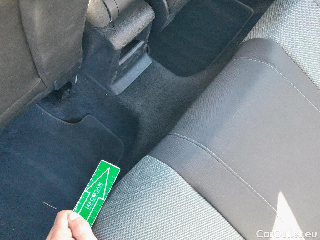  Audi  Q2 AUDI  / 2016 / 5P / todoterreno Design 35 TFSI 110kW (150CV) S tronic #2