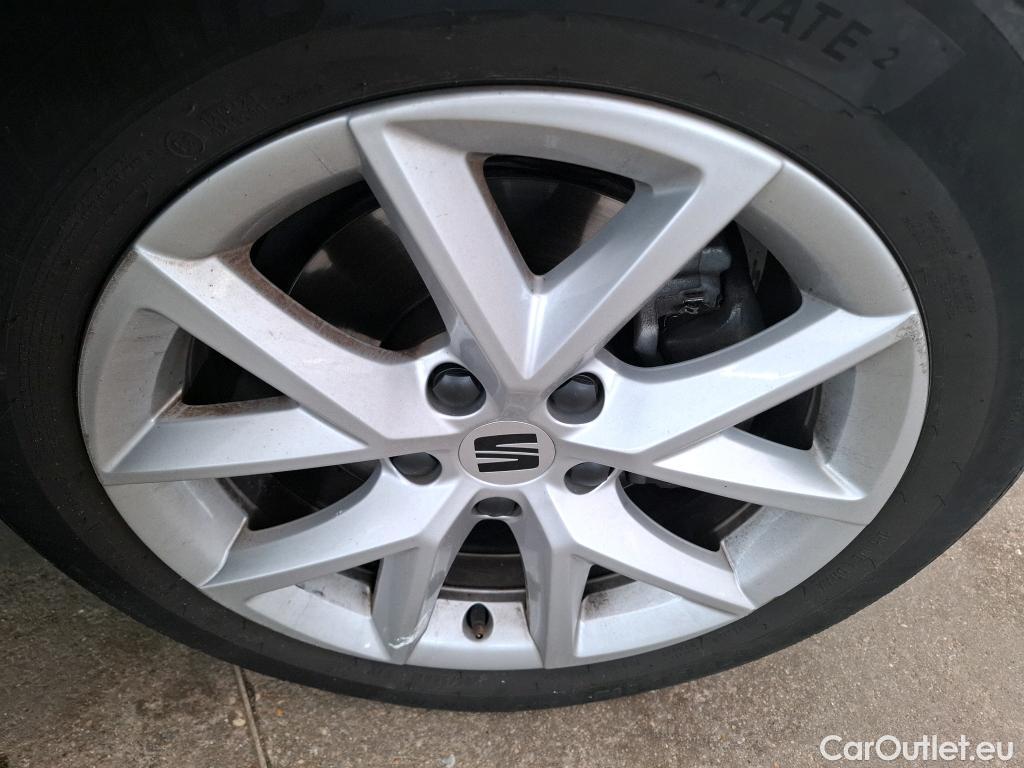  Seat  Leon SEAT  Sportstourer / 2020 / 5P / Break 1.0 eTSI 110 DSG S&S Style Business #4