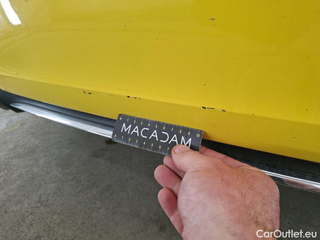  Mercedes  A-Klasse MERCEDES-BENZ Classe A Compact / 2018 / 5P / Berline A 200 Progressive Line 7G-DCT #8