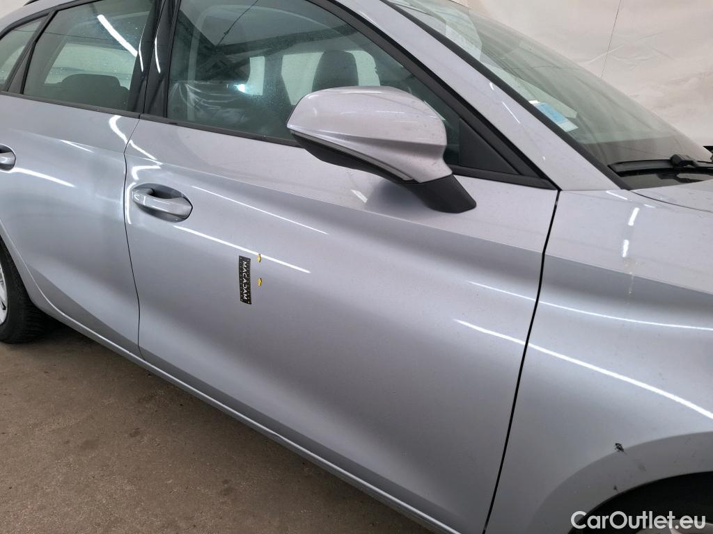  Seat  Leon SEAT  Sportstourer / 2020 / 5P / Break 1.0 eTSI 110 DSG S&S Style Business #33