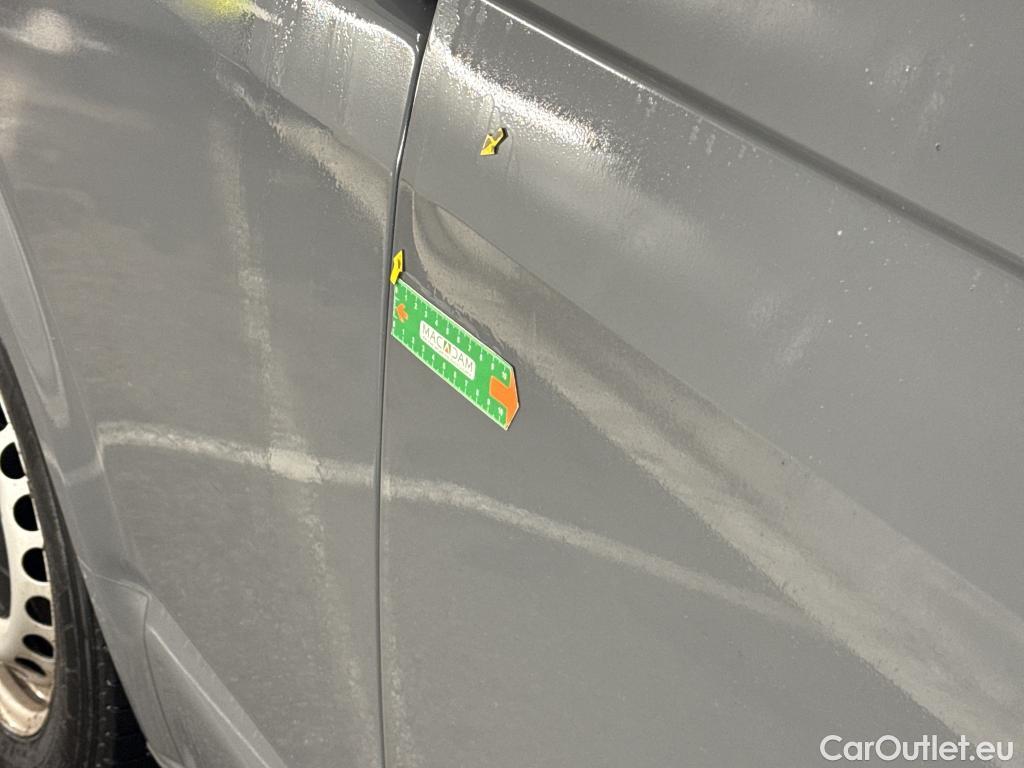  Volkswagen  Transporter T6  Fourgon lang 2.0 TDI 150CV BVM6 E6 #10