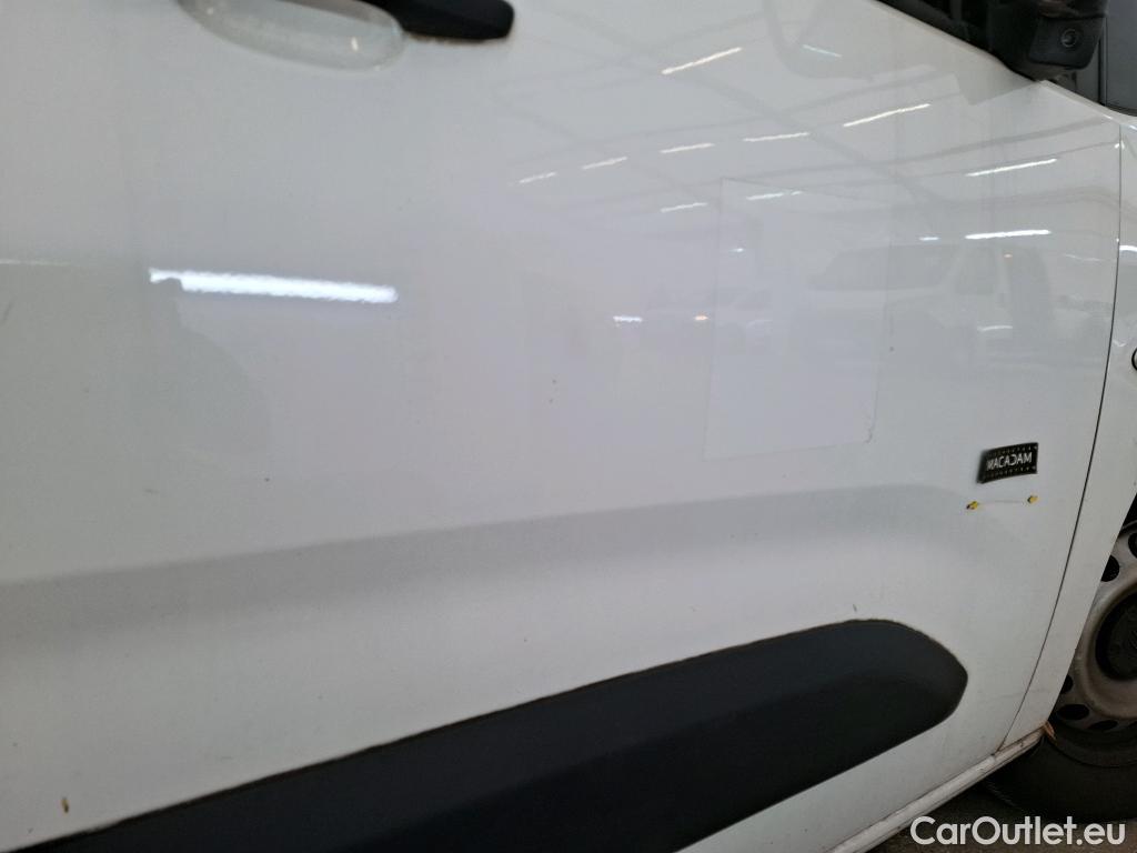  Citroen  Berlingo  Fourgon Worker M 1000 1.2 PureTech 130CV BVA8 E6d #13