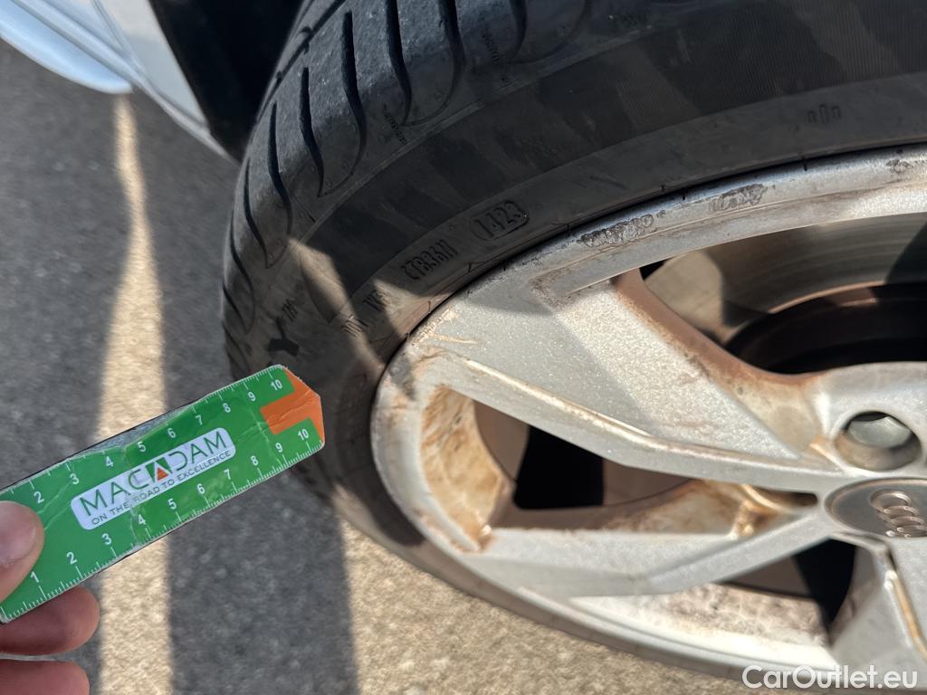  Audi  A1 Sportback AUDI A1 / 2018 / 5P / berlina con portón Sportback S line 30 TFSI 81kW (116CV) (AC) #13