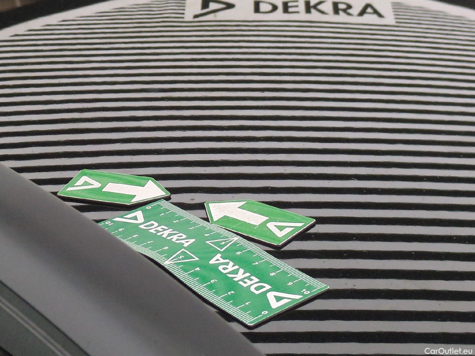  Volkswagen  Tiguan VOLKSWAGEN  / 2020 / 5P / SUV 1.4 eHybrid 245 DSG6 R-Line #58