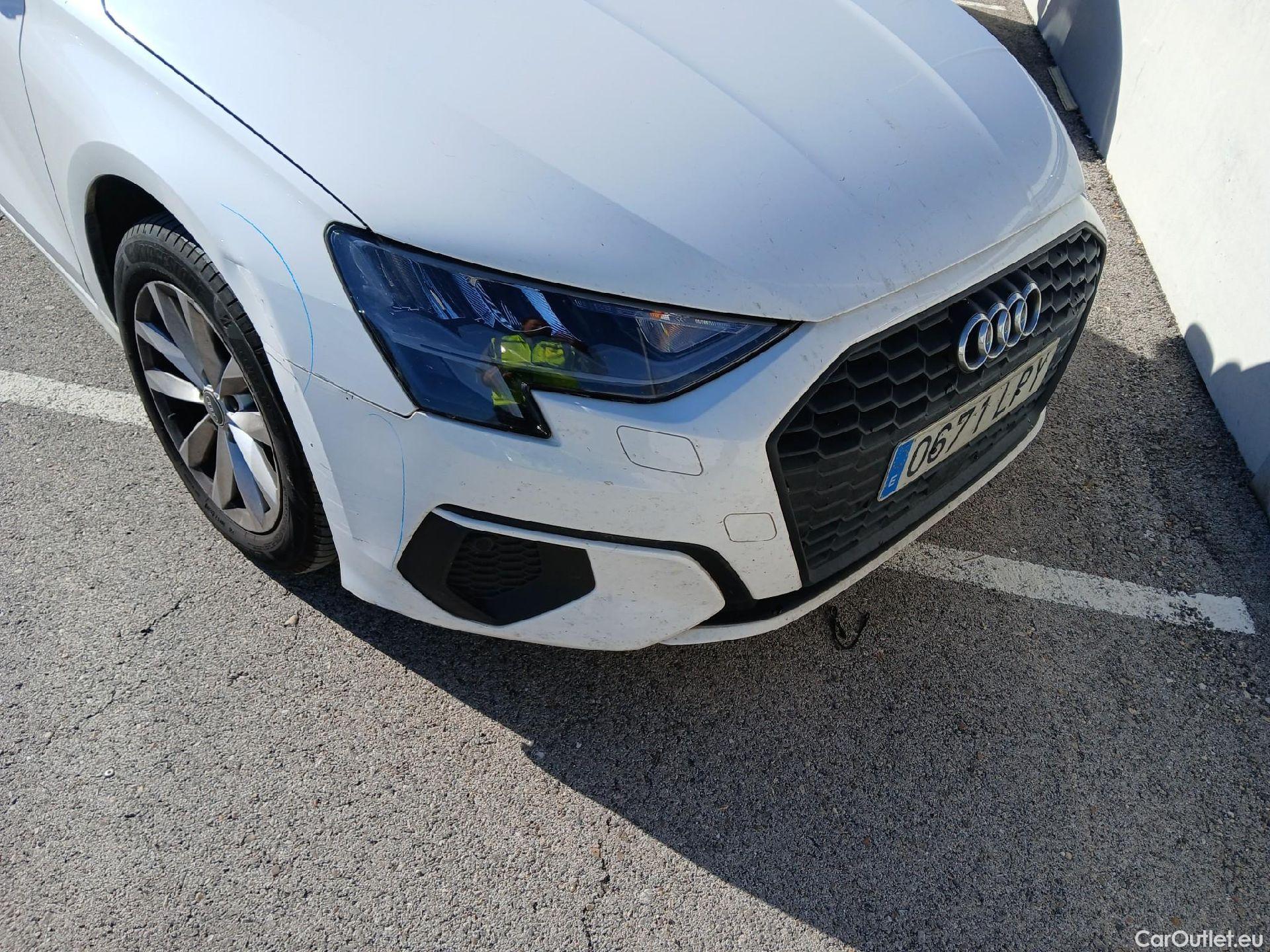  Audi  A3 AUDI  / 2020 / 4P / sedán Sedan 30 TFSI 81kW (110CV) S tronic #3